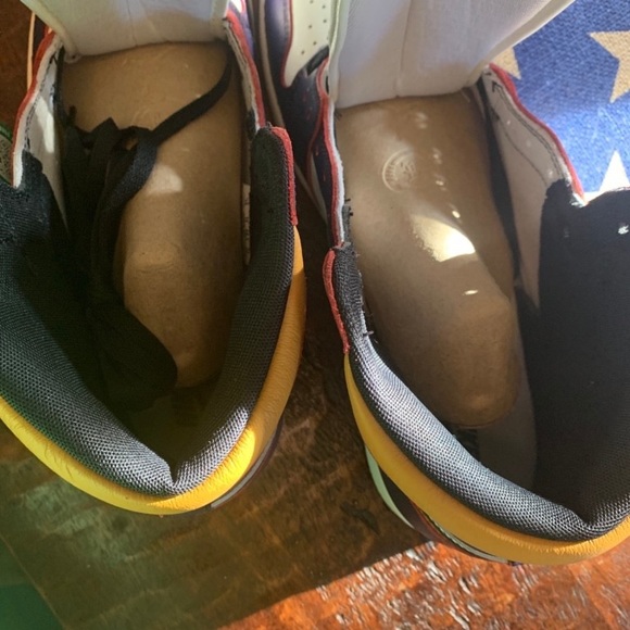 Nike Air Jordan 1 High OG LA to Chicago - Picture 8 of 8